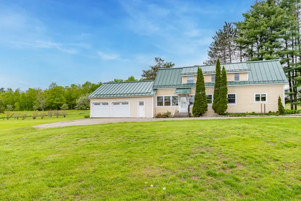 $589,000 | 303 Williams Road, Bradford, ME 04410