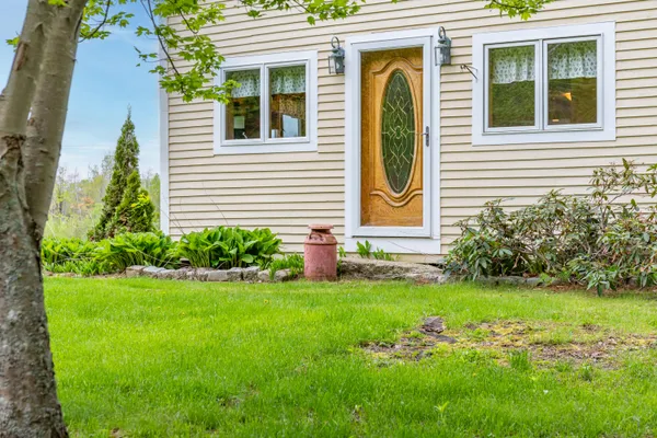 $589,000 | 303 Williams Road, Bradford, ME 04410