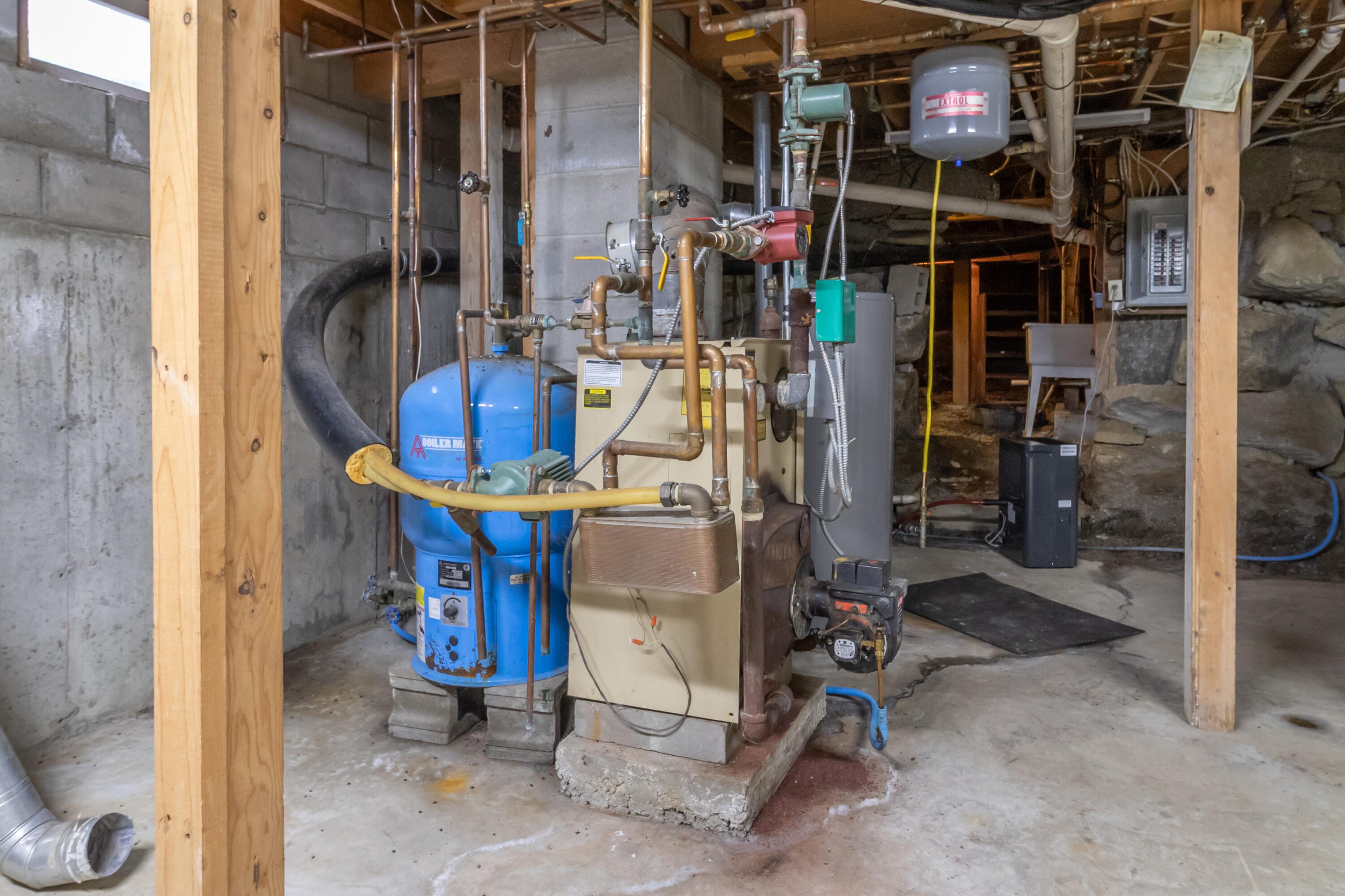 303 Williams Road Bradford, ME 04410 - Photo 76 of 79 303 Williams Road Interiors-48