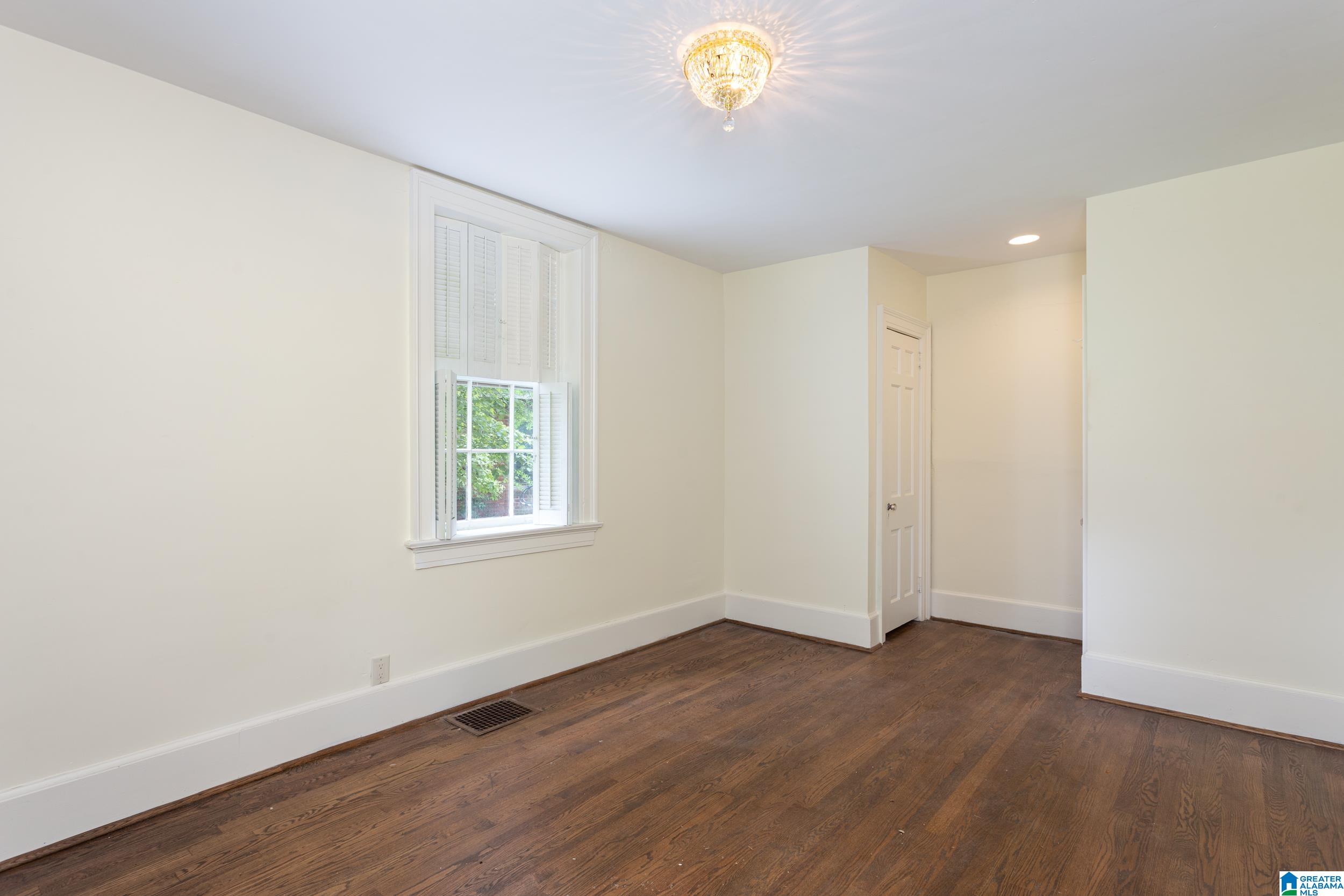 700 Cedar Street Talladega, AL 35160 - Photo 23 of 42