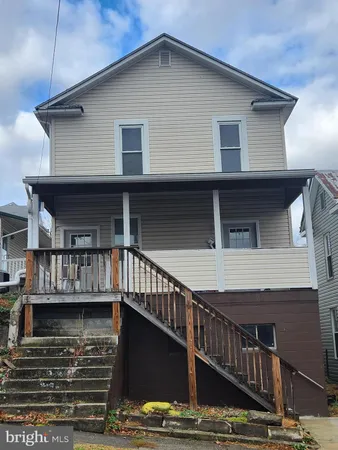 $950 | 122 Spring Street, Unit B, Keyser, WV 26726