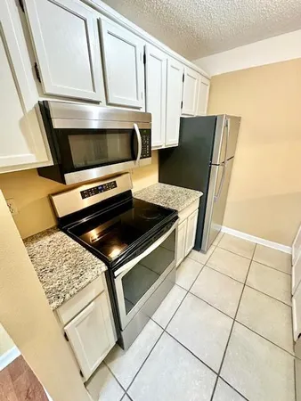$1,575 | 31 Park Circle Southeast, Unit 18, Fort Walton Beach, FL 32548