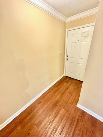 $1,575 | 31 Park Circle Southeast, Unit 18, Fort Walton Beach, FL 32548