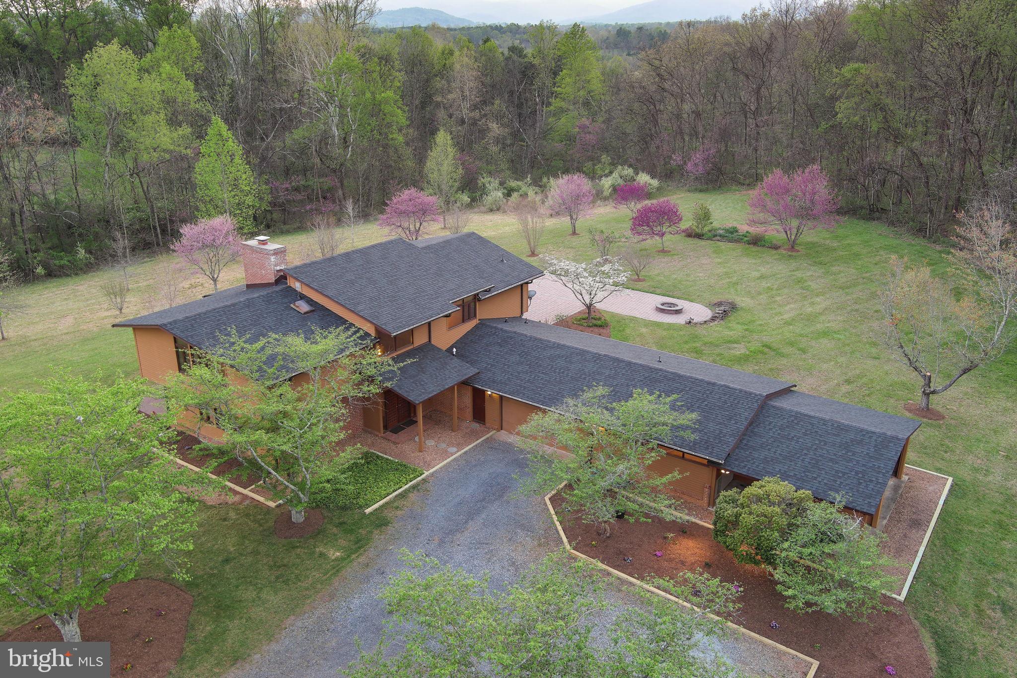 219 Tiger Valley Road Washington, VA 22747 - Photo 2 of 77 New roof! Amazing property