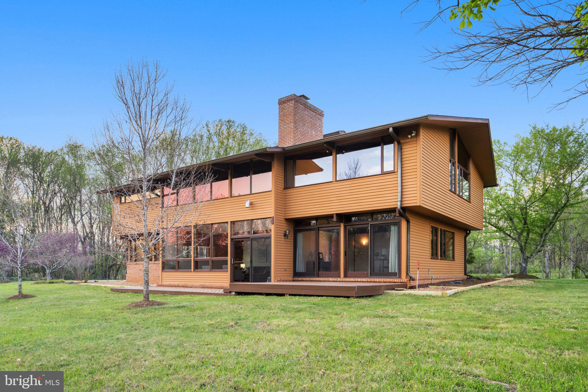 219 Tiger Valley Road Washington, VA 22747 - Photo 50 of 77 Passive solar custom designed