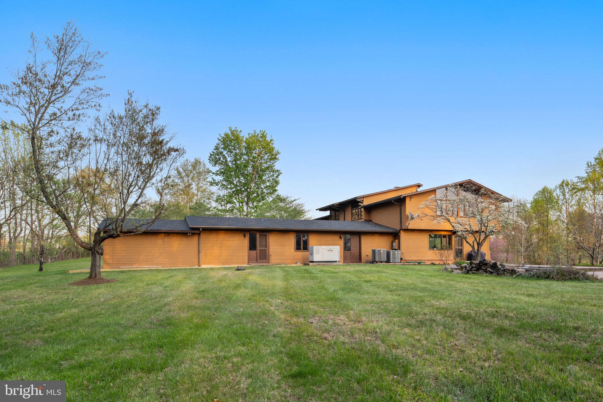 219 Tiger Valley Road Washington, VA 22747 - Photo 57 of 77 Freshly painted exterior