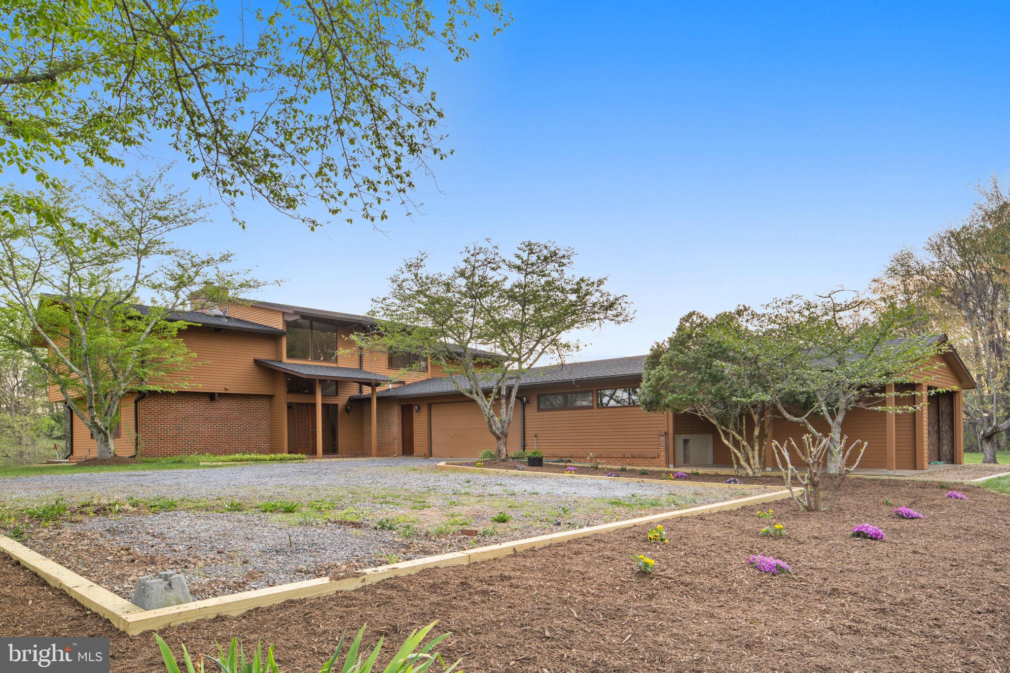 219 Tiger Valley Road Washington, VA 22747 - Photo 73 of 77 Parking