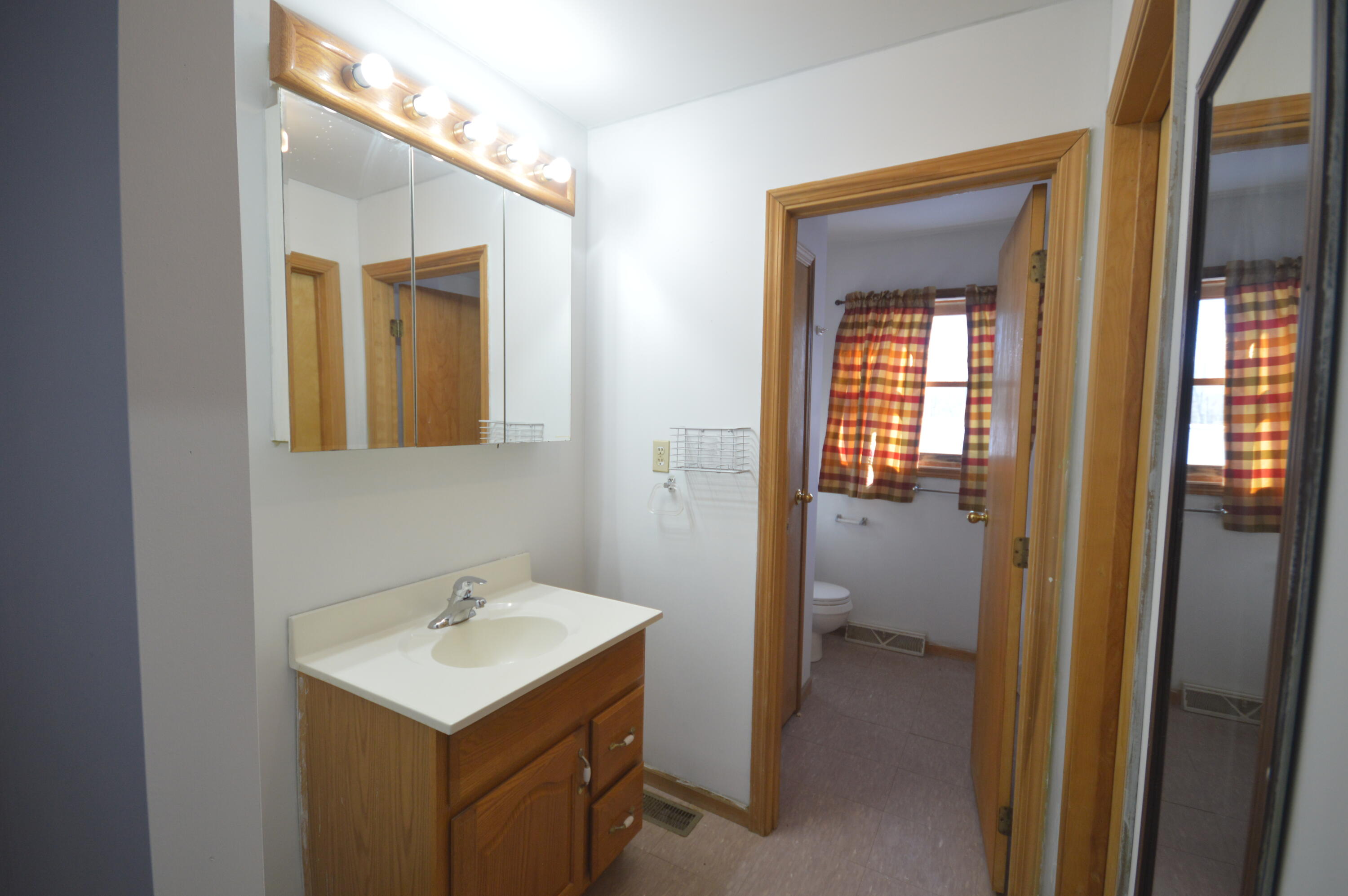 1050 N Road Newburgh, ME 04444 - Photo 20 of 33 DSC_0024