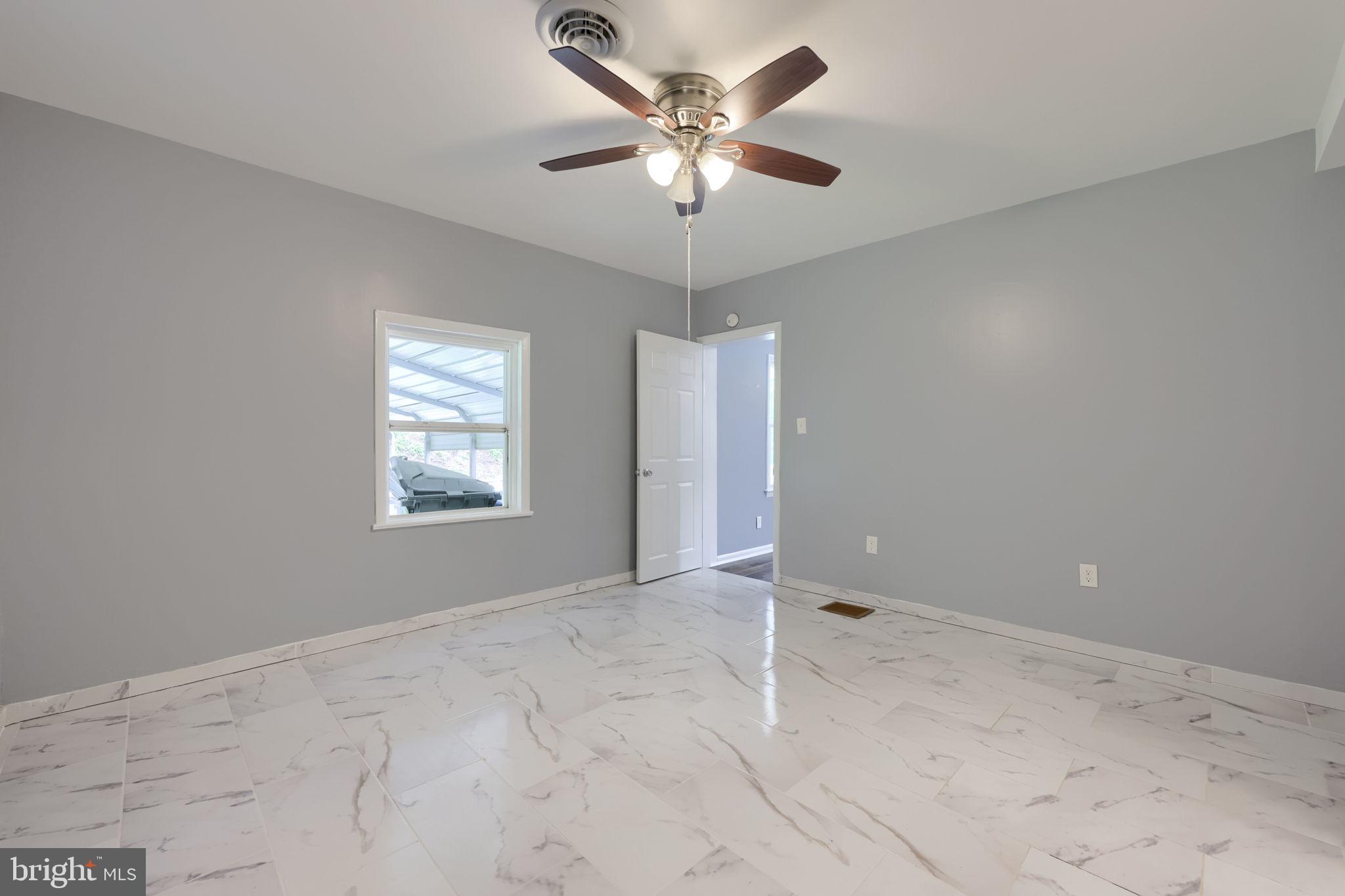 44 Springvale Road Red Lion, PA 17356 - Photo 6 of 35
