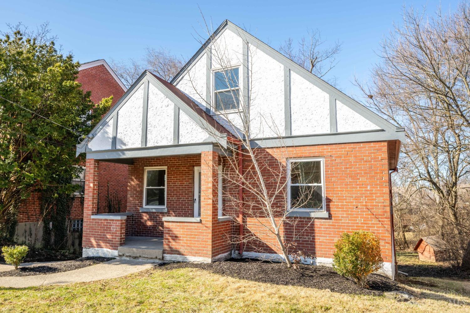 2413 Ferguson Road Cincinnati, OH 45238 - Photo 1 of 46