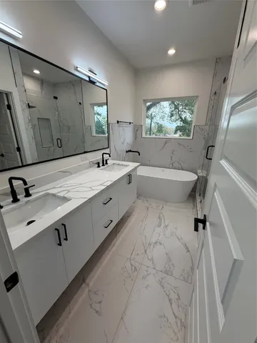 $3,000 | 4008 Yellowstone Boulevard, Houston, TX 77021