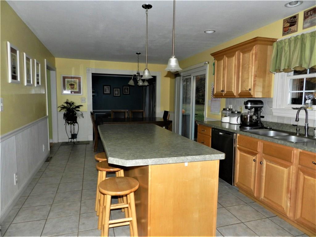 990 North Valley View Road Pulaski, PA 16143 - Photo 5 of 25 Gallery Image 5