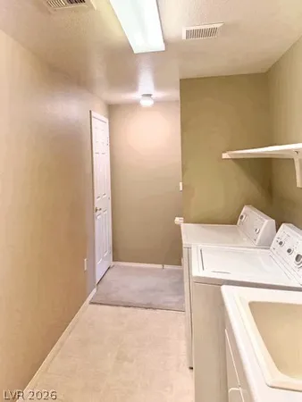 $2,000 | 821 Glacier Peak Lane, Unit 202, Las Vegas, NV 89144