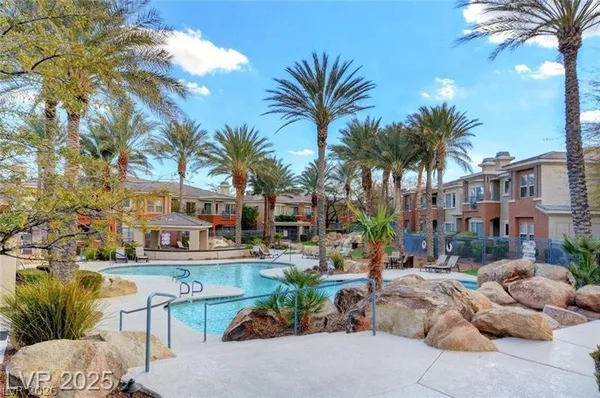 $2,000 | 821 Glacier Peak Lane, Unit 202, Las Vegas, NV 89144