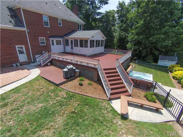 3909 Phlox Road Raleigh, NC 27616 - Photo 3 of 25 Patio/Deck