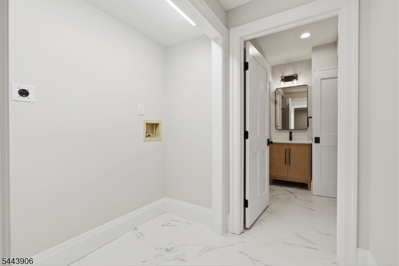 180 Round Top Road Bernardsville, NJ 07924 - Photo 37 of 50