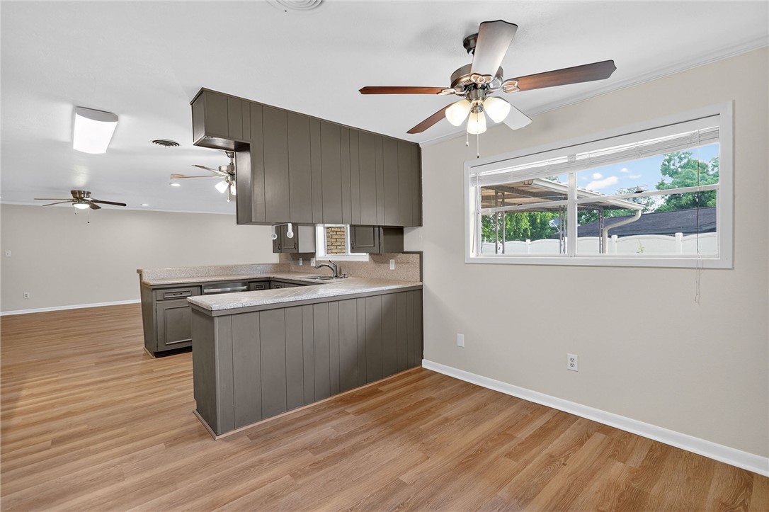 3501 Cavitt Avenue Bryan, TX 77801 - Photo 12 of 40