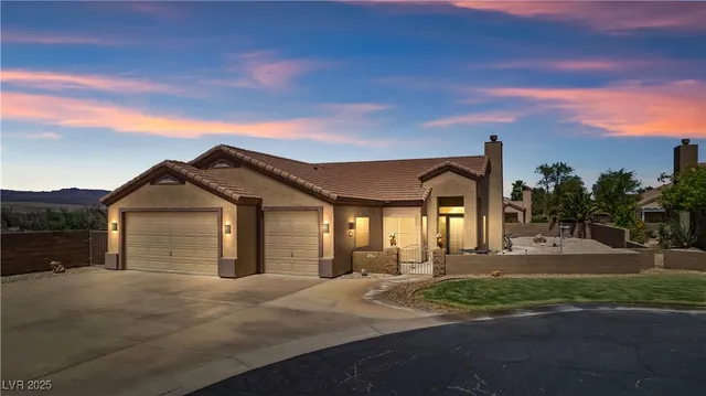 $327,000 | 1204 Golf Club Drive, Laughlin, NV 89029