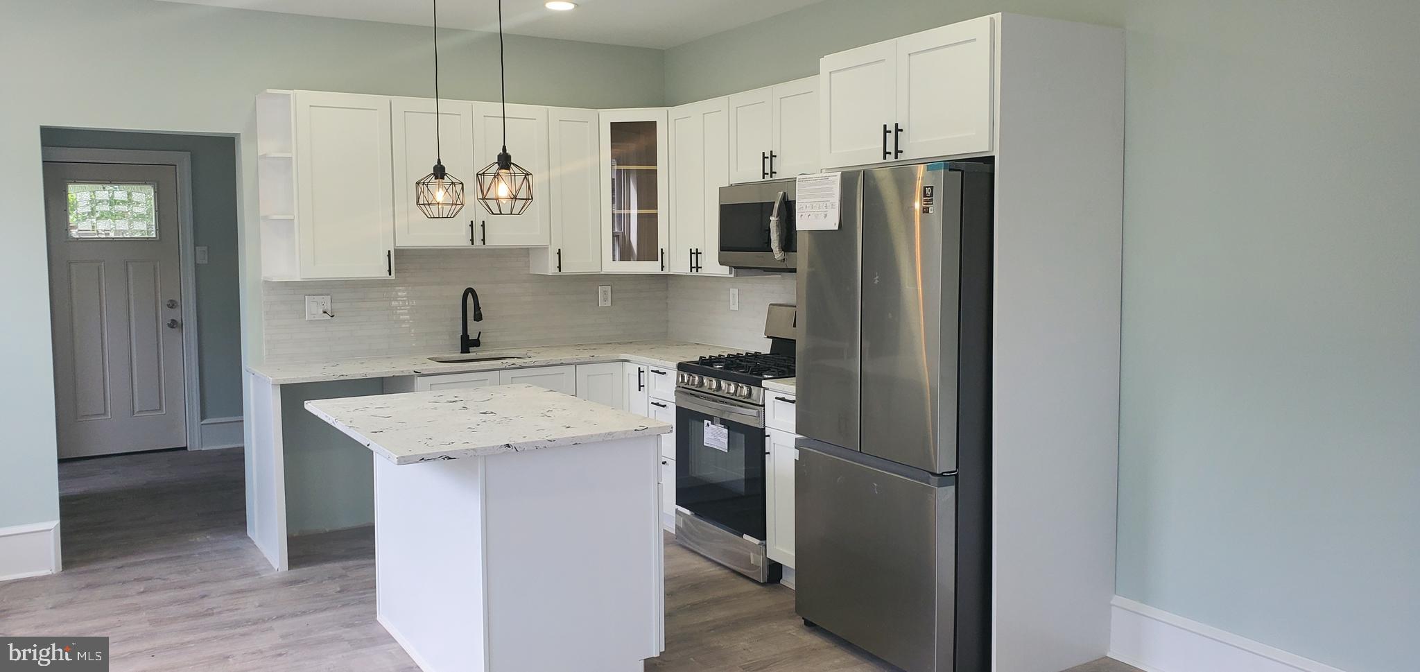 7411 Rising Sun Avenue Philadelphia, PA 19111 - Photo 11 of 39 Gallery Image 11