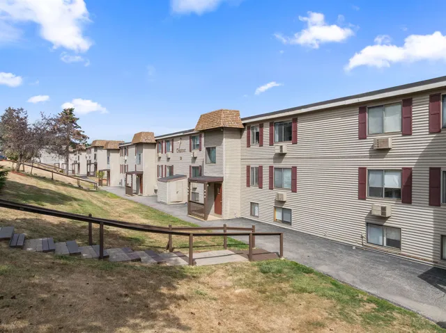 $259,900 | 59 Treetop Circle, Unit 435, Laconia, NH 03246