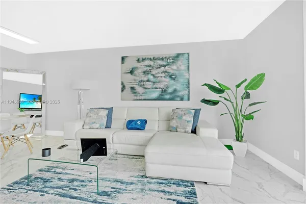 $3,200 | 335 South Biscayne Boulevard, Unit 4104, Miami, FL 33131