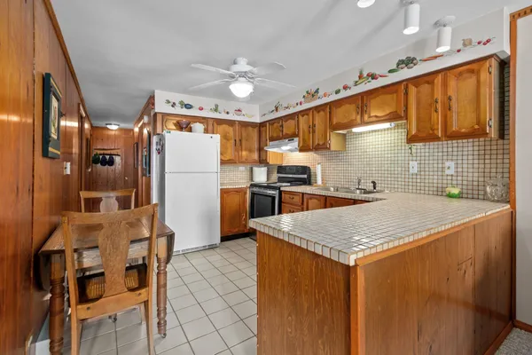 $439,500 | N3510 Lotus Drive, Montello, WI 53949