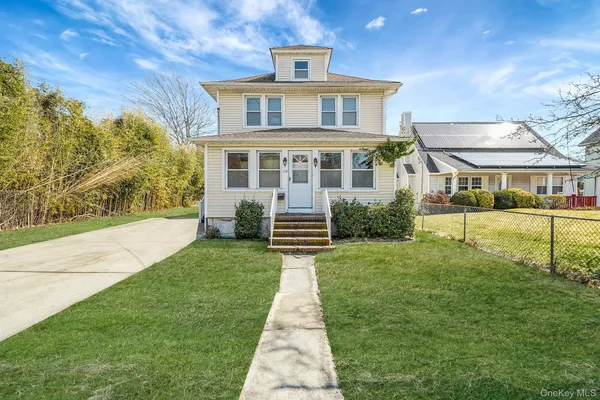 $749,000 | 129 Bay Avenue, Patchogue, NY 11772