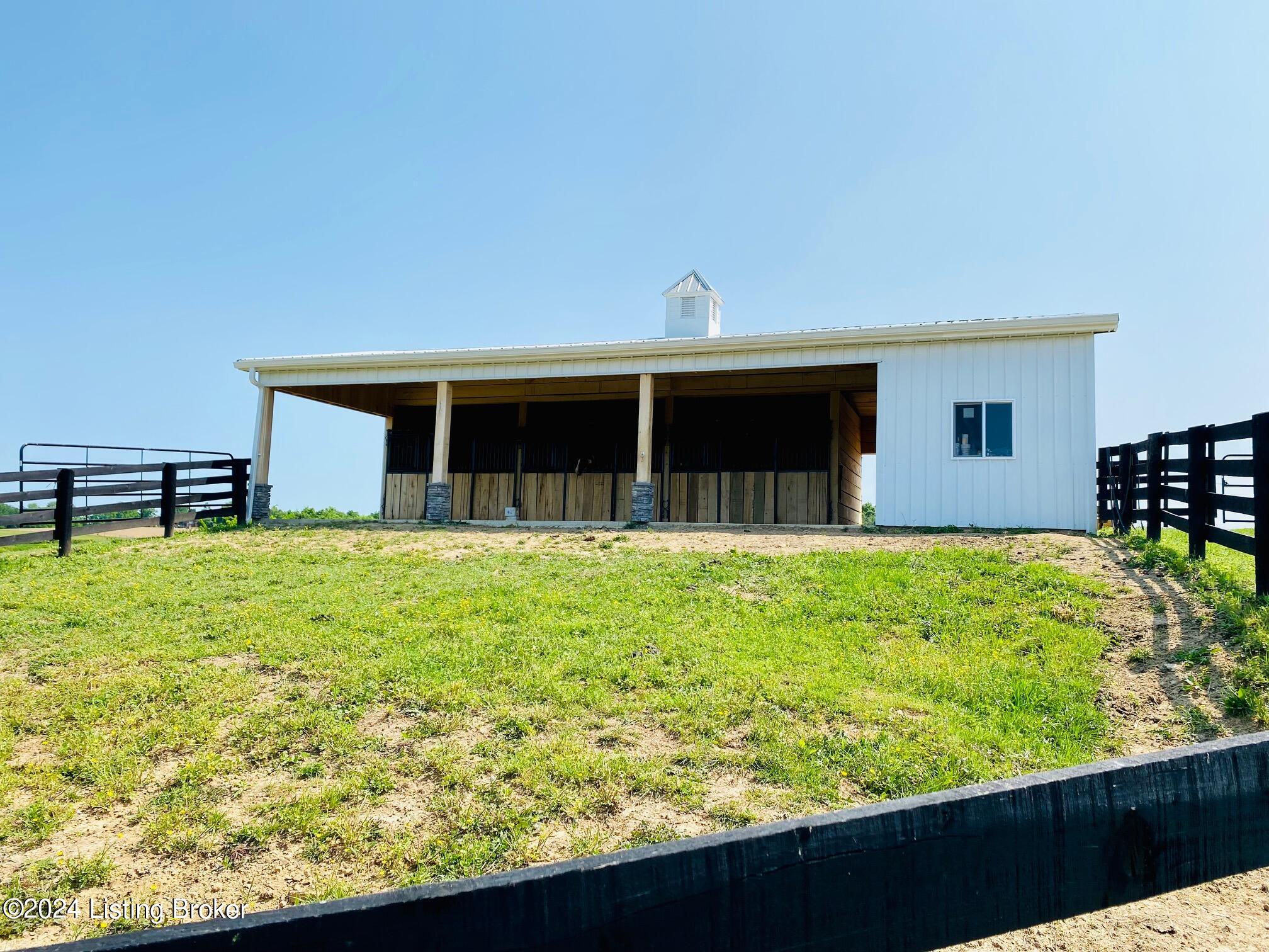 1127 Mayes Creek Road Springfield, KY 40069 - Photo 83 of 96 015_Barn