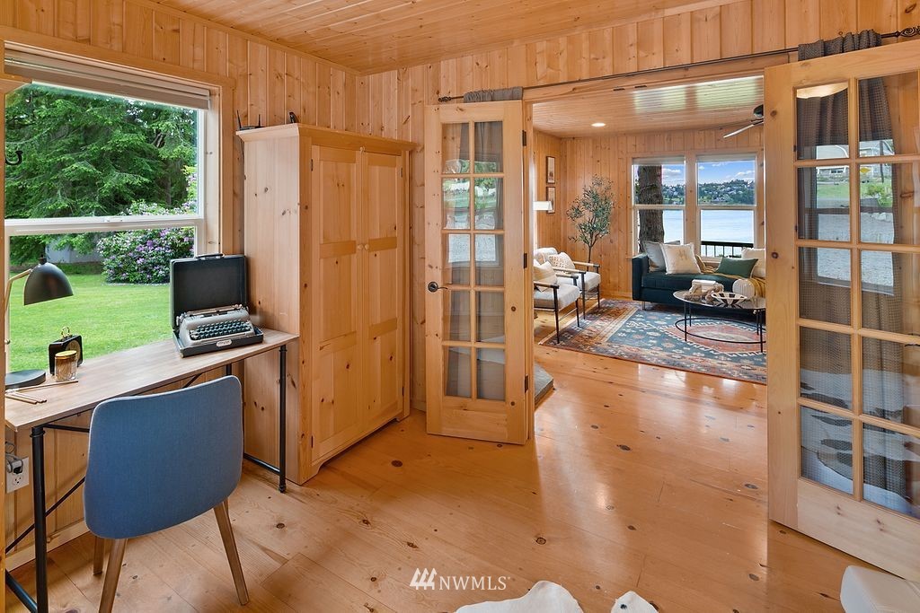 5282 East Harbor Road Freeland, WA 98249 - Photo 17 of 39