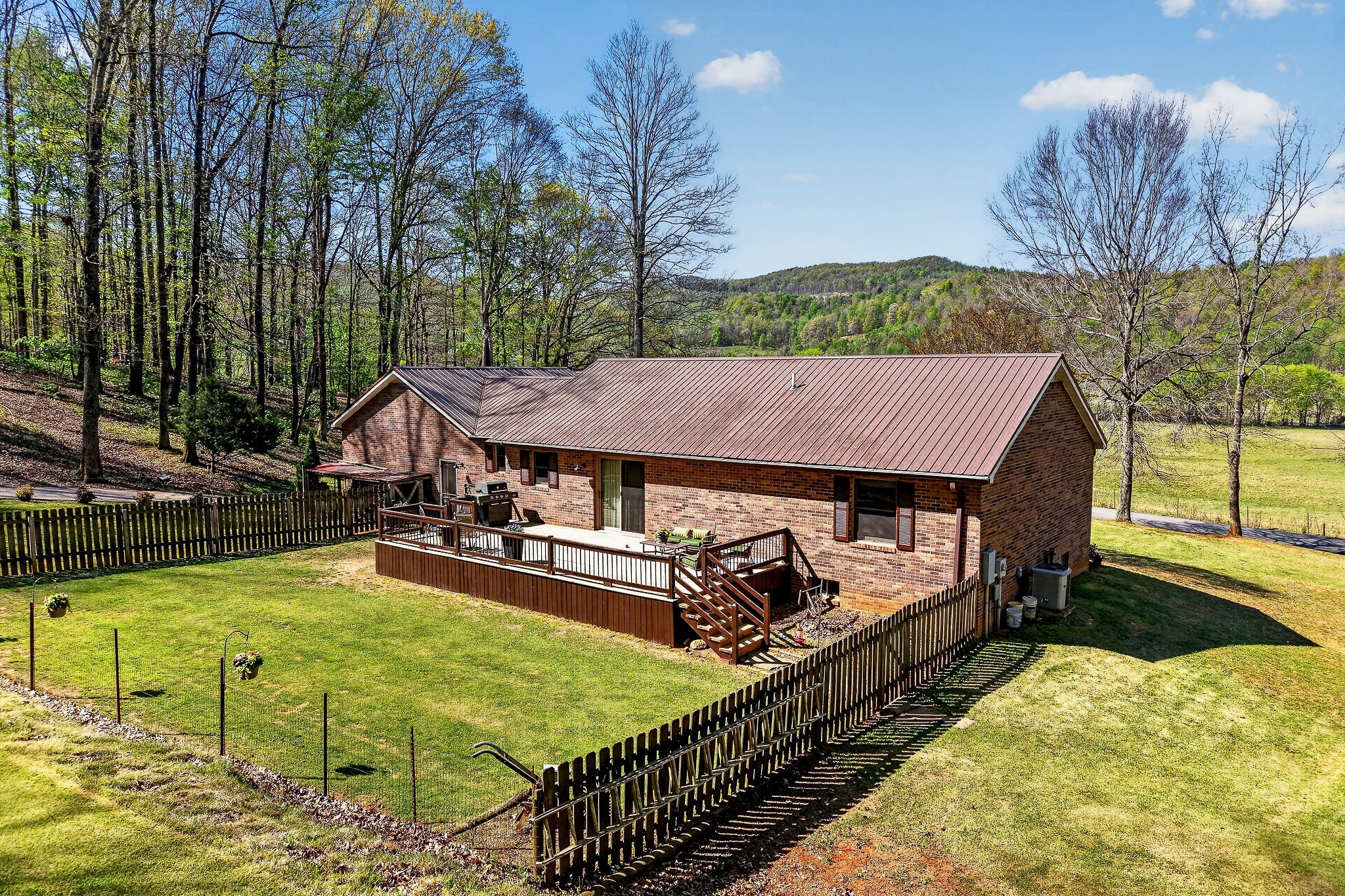 747 Old County Farm Road Spencer, TN 38585 - Photo 8 of 57