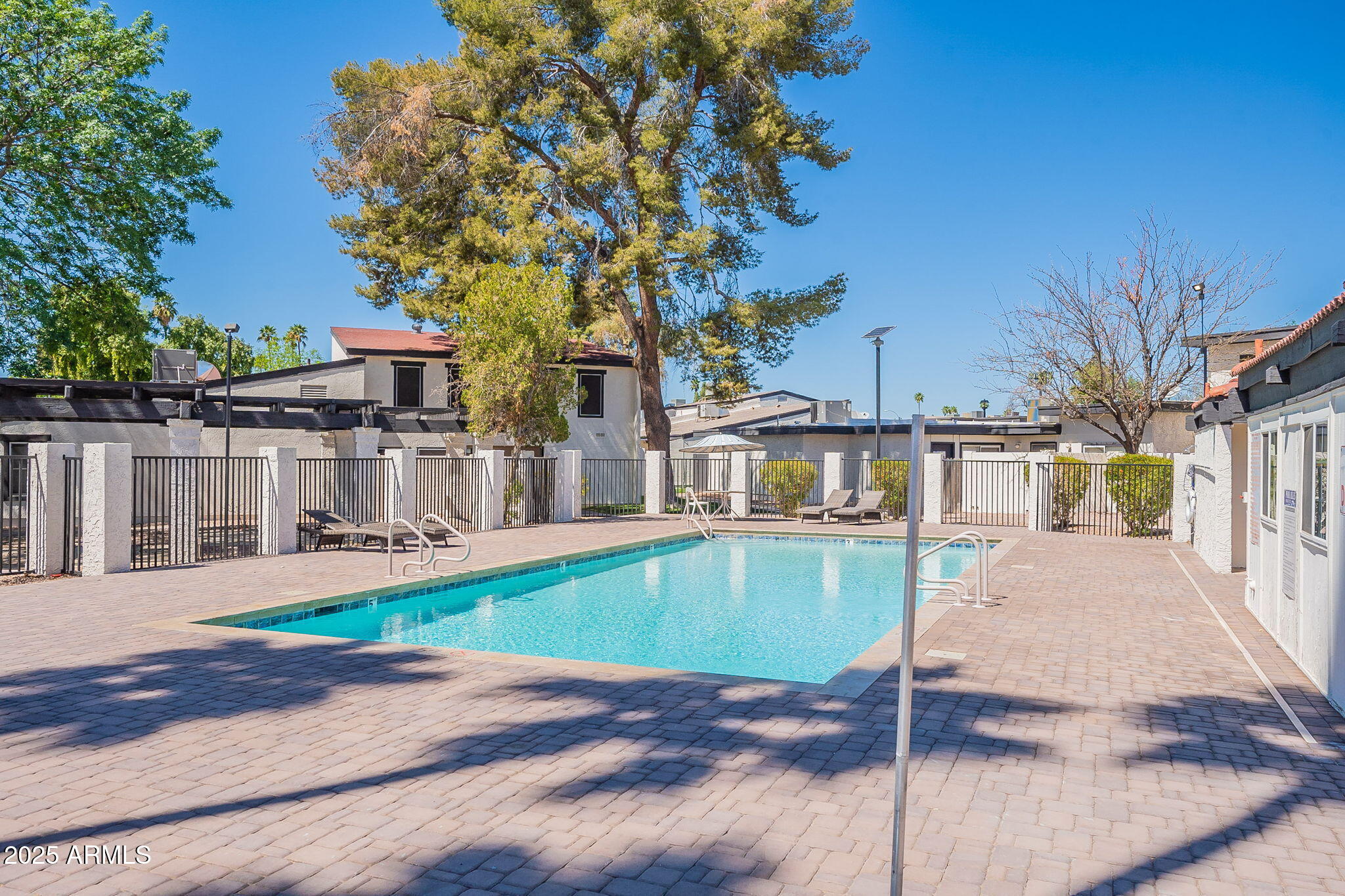 1051 South Dobson Road, Unit 100 Mesa, AZ 85202 - Photo 12 of 13 39-web-or-mls-Dobson-39