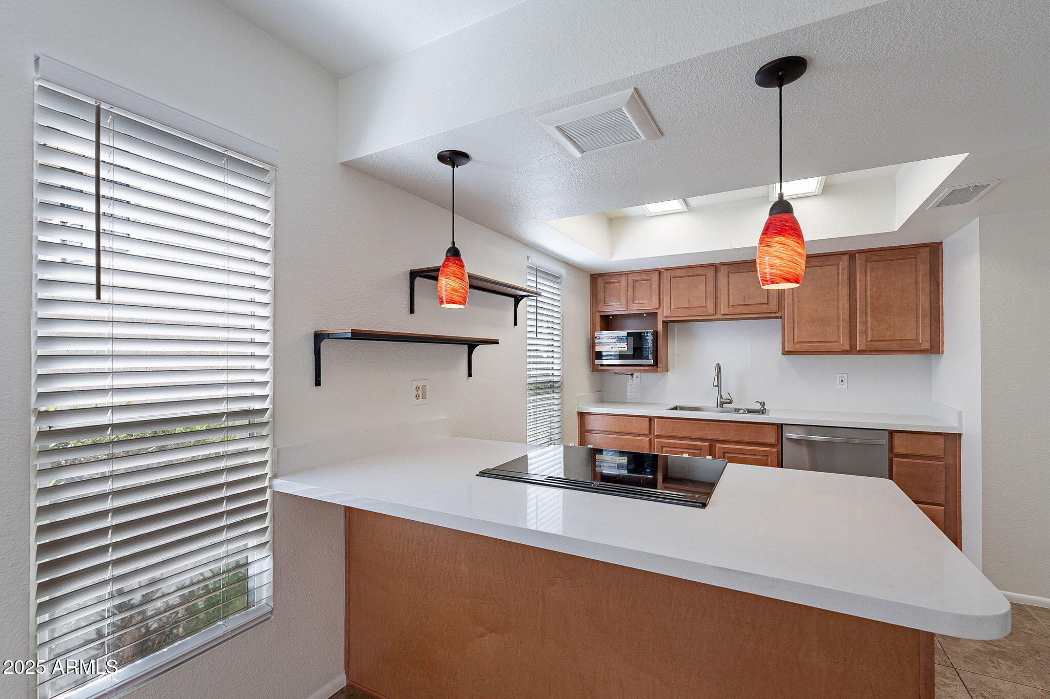 1051 South Dobson Road, Unit 100 Mesa, AZ 85202 - Photo 3 of 13 12-web-or-mls-Dobson-12