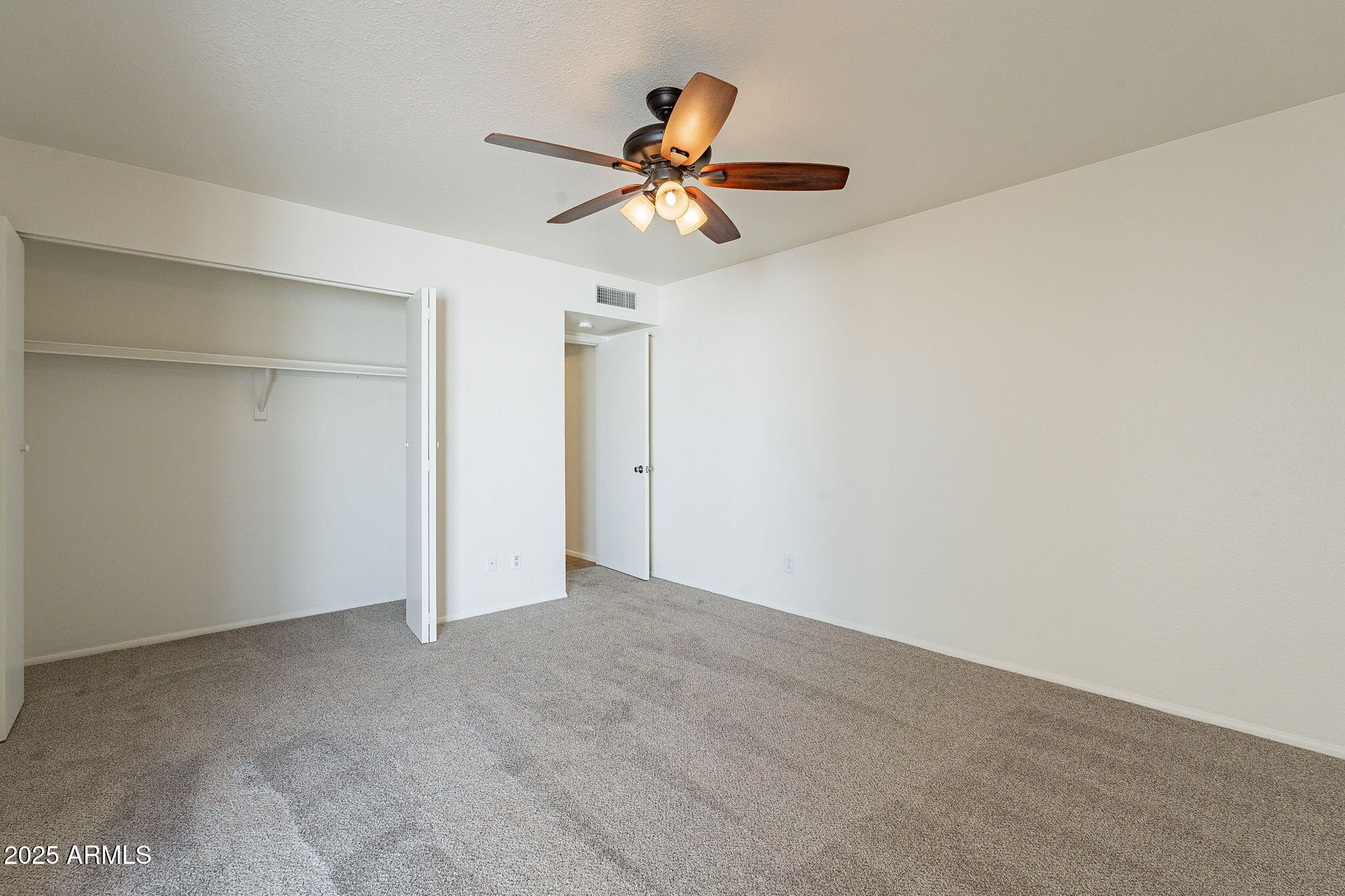 1051 South Dobson Road, Unit 100 Mesa, AZ 85202 - Photo 7 of 13 26-web-or-mls-Dobson-26