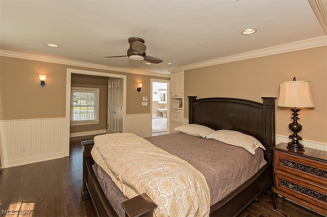33325 Woodleigh Road Cleveland, OH 44124 - Photo 23 of 35