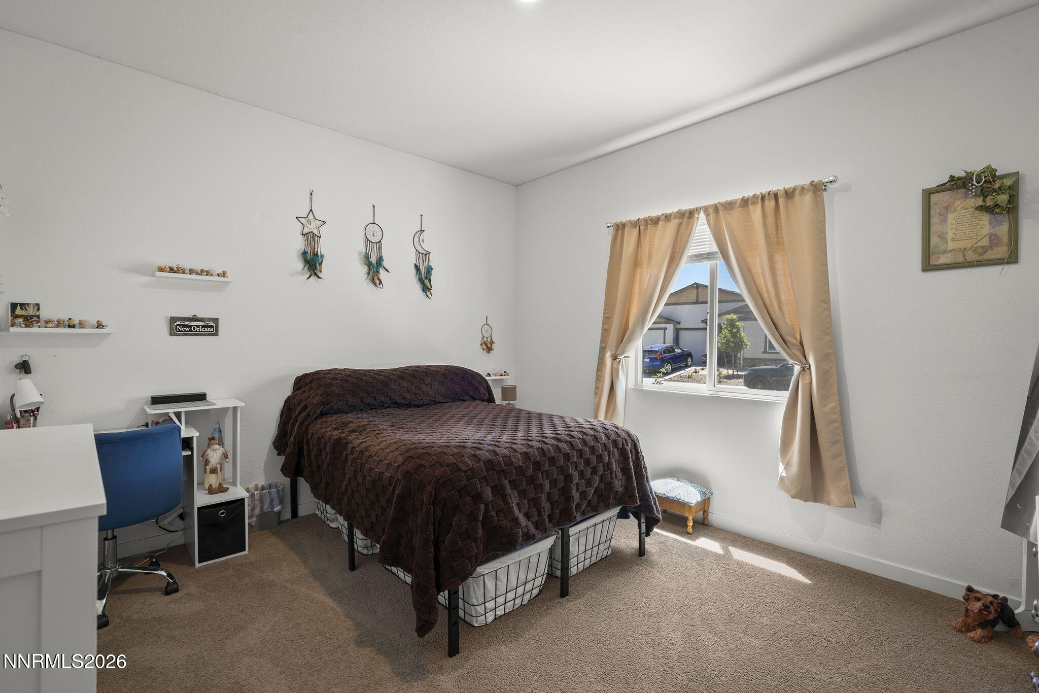 738 Butte Creek Road Dayton, NV 89403 - Photo 18 of 28 a bedroom with a bed and a window