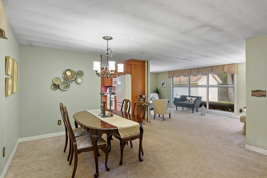 2 Muriel Road Chelmsford, MA 01824 - Photo 3 of 25