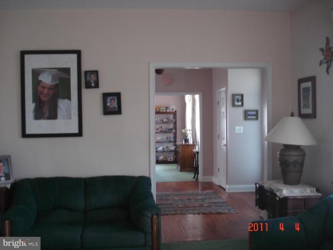 2318 Putnam Road Forest Hill, MD 21050 - Photo 11 of 30 Living Room