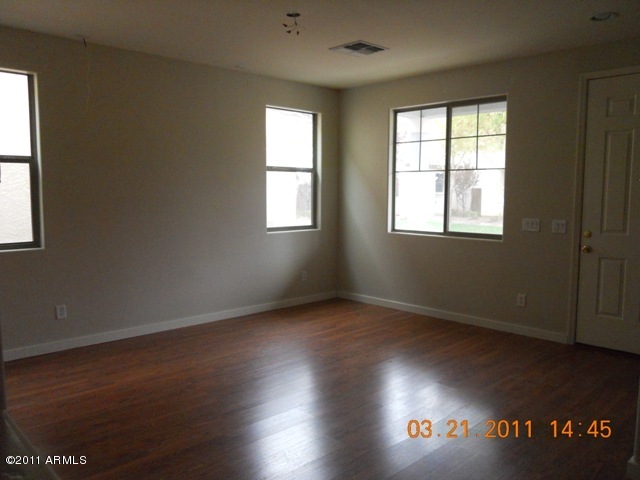 3925 South Rim Road Gilbert, AZ 85297 - Photo 3 of 20 living