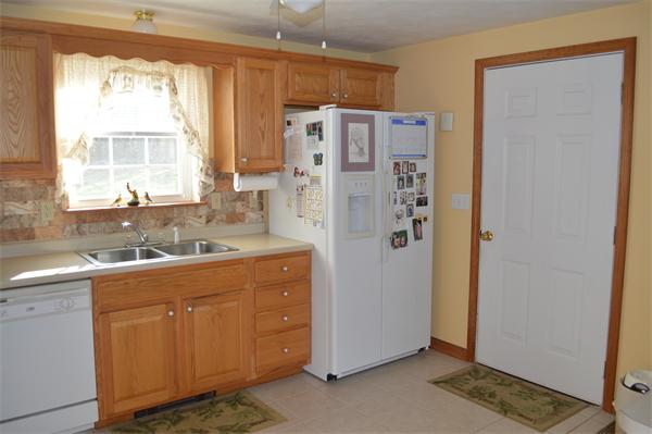 7 Cummings Road Winchendon, MA 01475 - Photo 10 of 24 Gallery Image 10