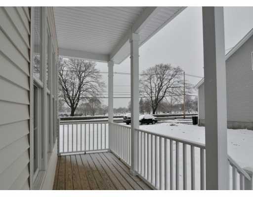 4 Hubbard Street Westerly, RI 02891 - Photo 6 of 12 Patio/Deck.