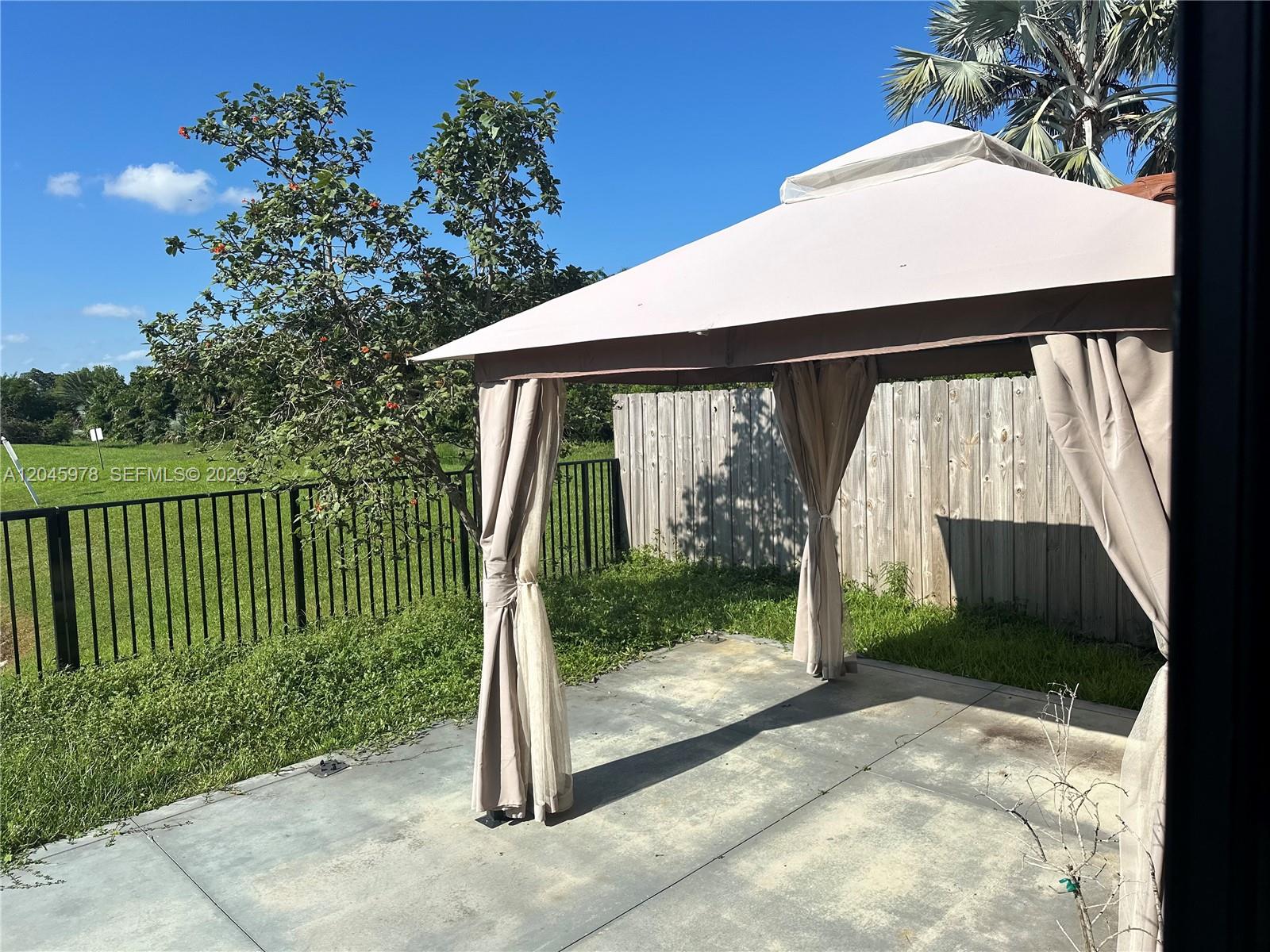 3797 Northeast 2nd Street Homestead, FL 33033 - Photo 8 of 18