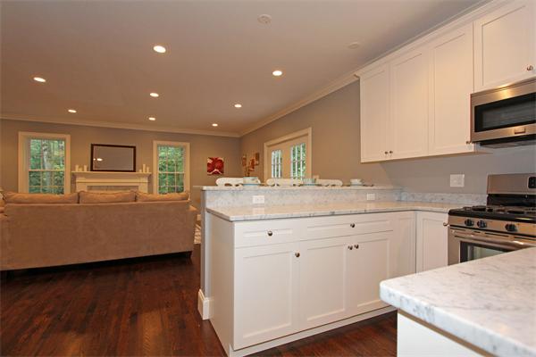 204 Hudson Road Sudbury, MA 01776 - Photo 9 of 28 Gallery Image 9