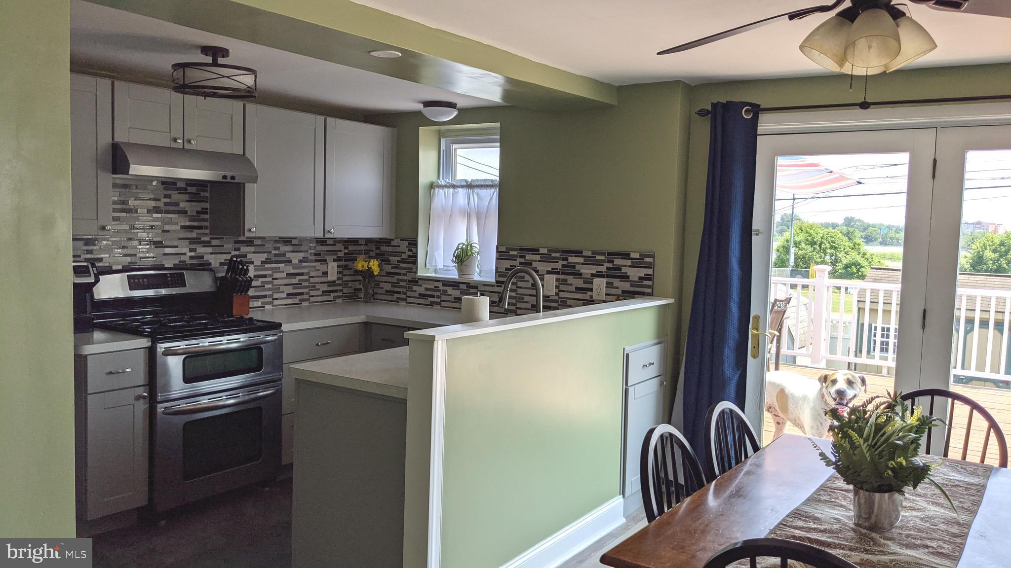 605 Darby Road Ridley Park, PA 19078 - Photo 11 of 34 Dining room