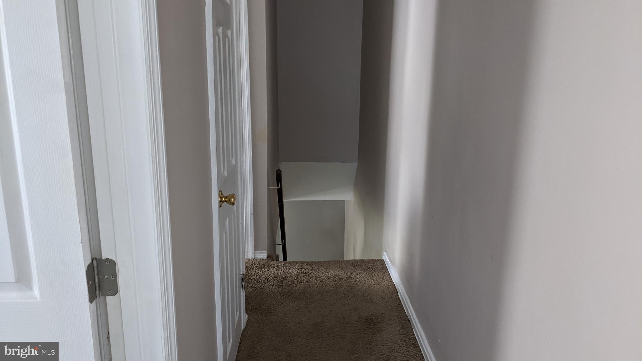 605 Darby Road Ridley Park, PA 19078 - Photo 15 of 34 Hallway