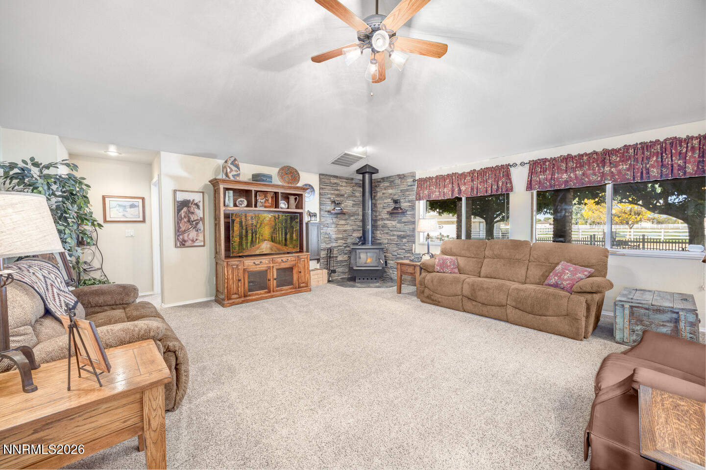 1972 Strasdin Lane Fallon, NV 89406 - Photo 8 of 40 8