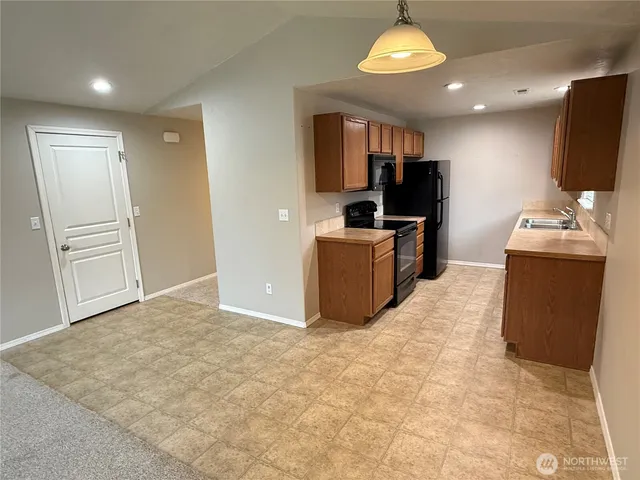 $345,000 | 1242 Southwest Carver Street, College Place, WA 99324