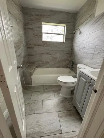 $2,400 | 2632 Northwest 18th Terrace, Unit 2638, Oakland Park, FL 33311