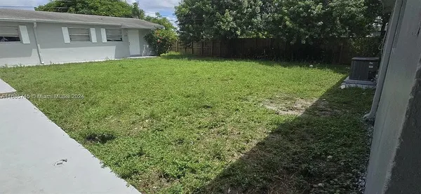 $2,400 | 2632 Northwest 18th Terrace, Unit 2638, Oakland Park, FL 33311