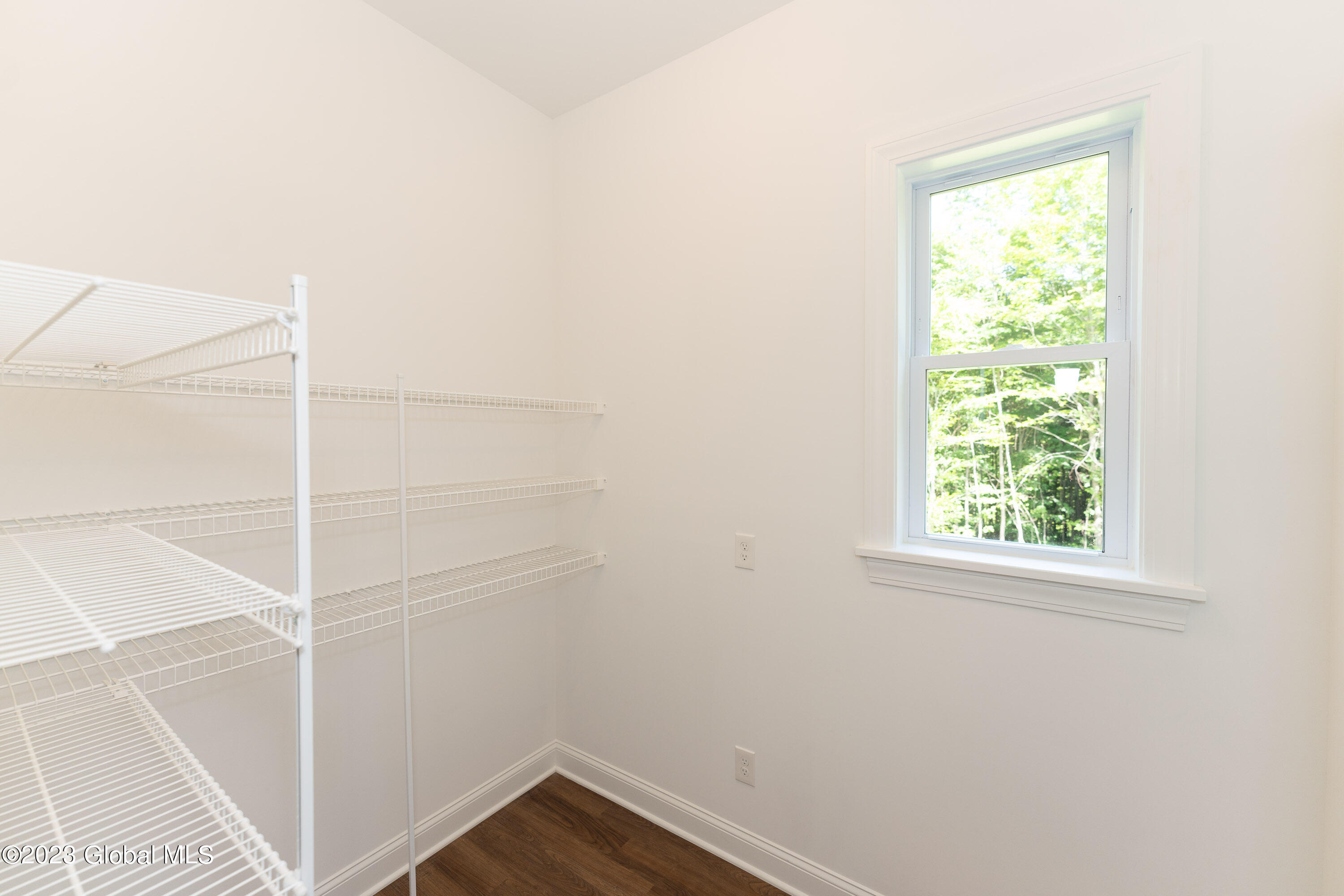13 Appleton Street Ballston, NY 12019 - Photo 17 of 45 4 Kitchen 6