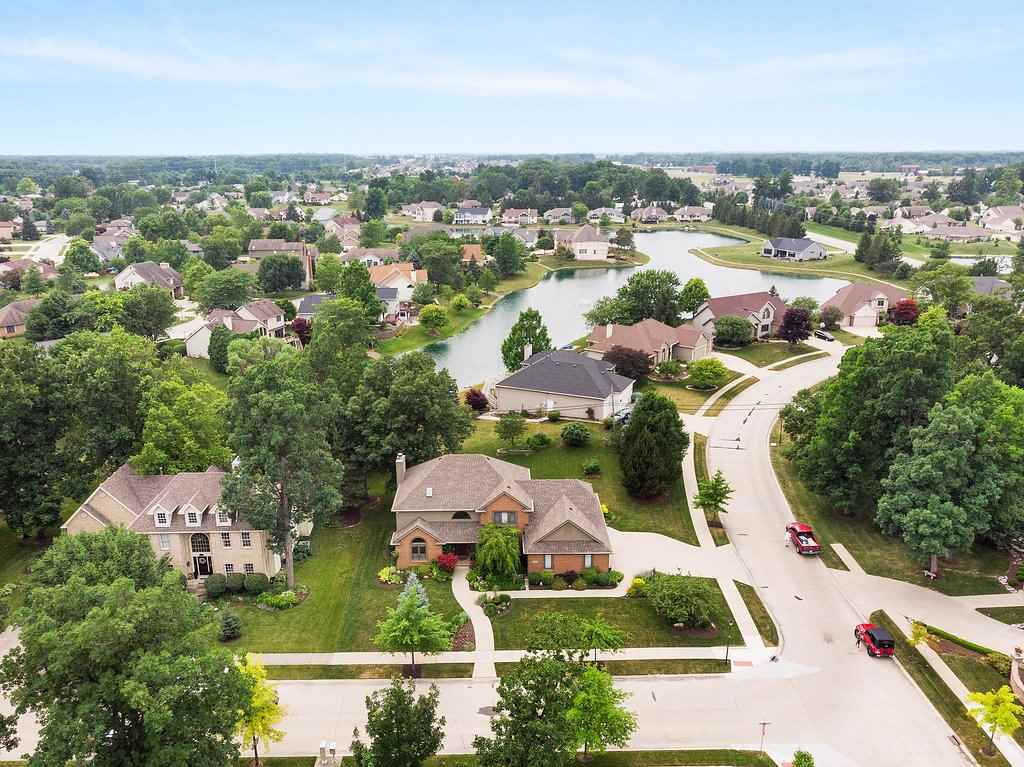 12433 Burning Tree Road Fort Wayne, IN 46845 - Photo 2 of 36 Gallery Image 2